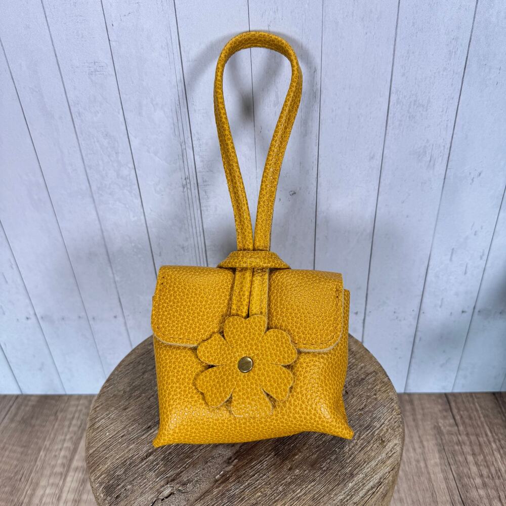 Portland Leather Blooming Wristlet Purse SUNSHINE YELLOW Clutch Yellow Bag